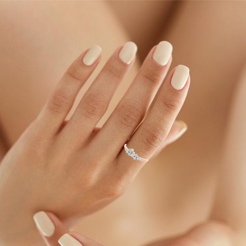Elegant Diamond Cluster Ring