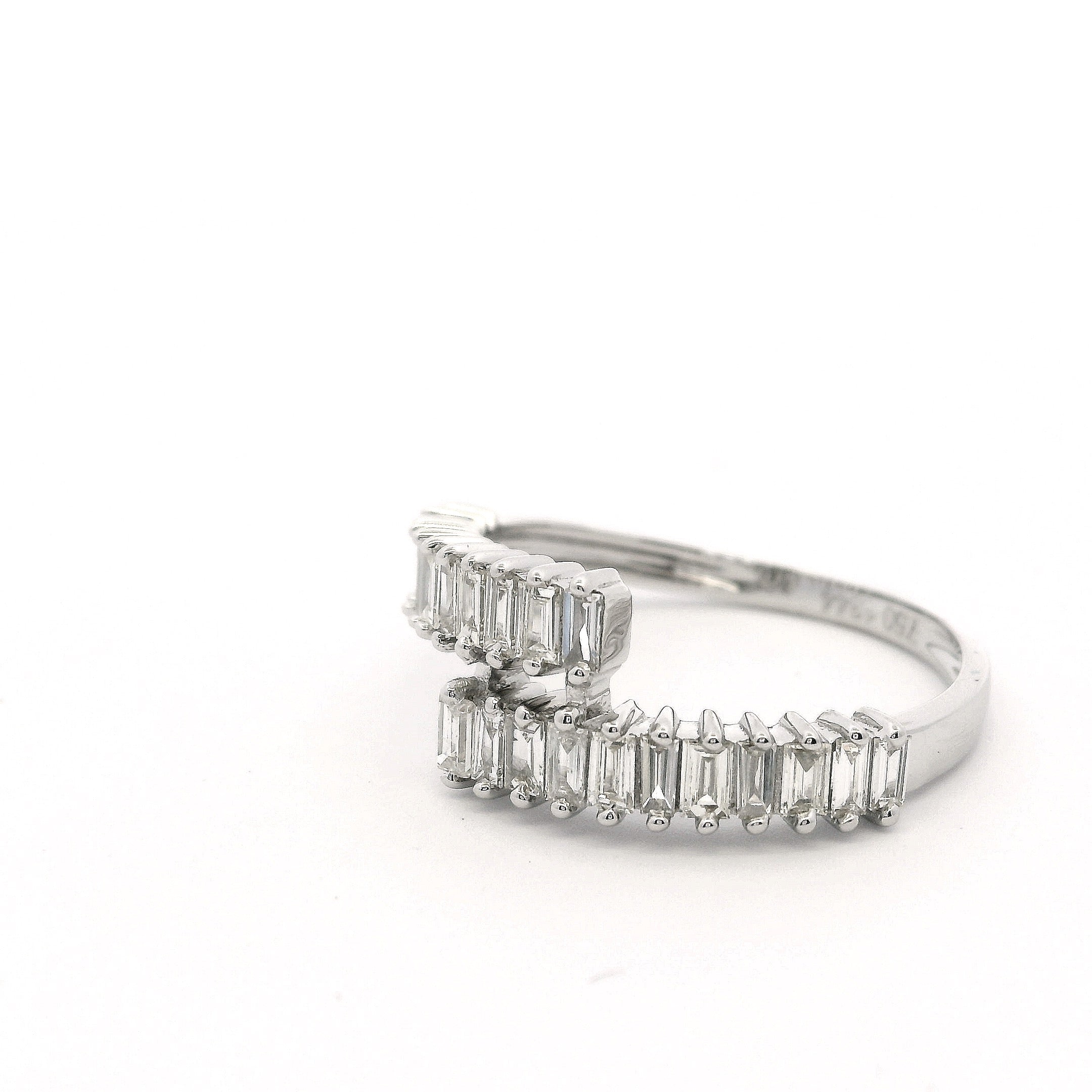 Elegant Baguette Diamond Ring