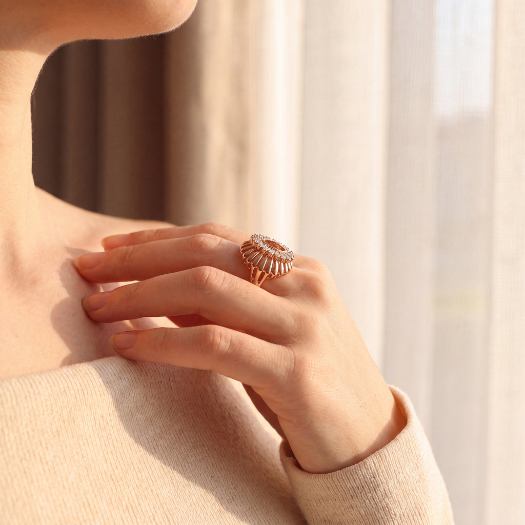 Rose Gold Cocktail Ring with Round Brilliant Cut Diamonds
