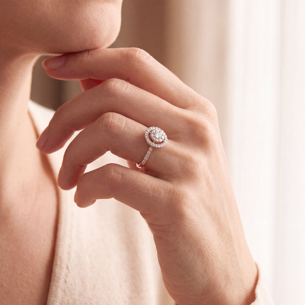 Rose Gold Diamond Multistone Ring with Round Brilliant Cut Diamonds