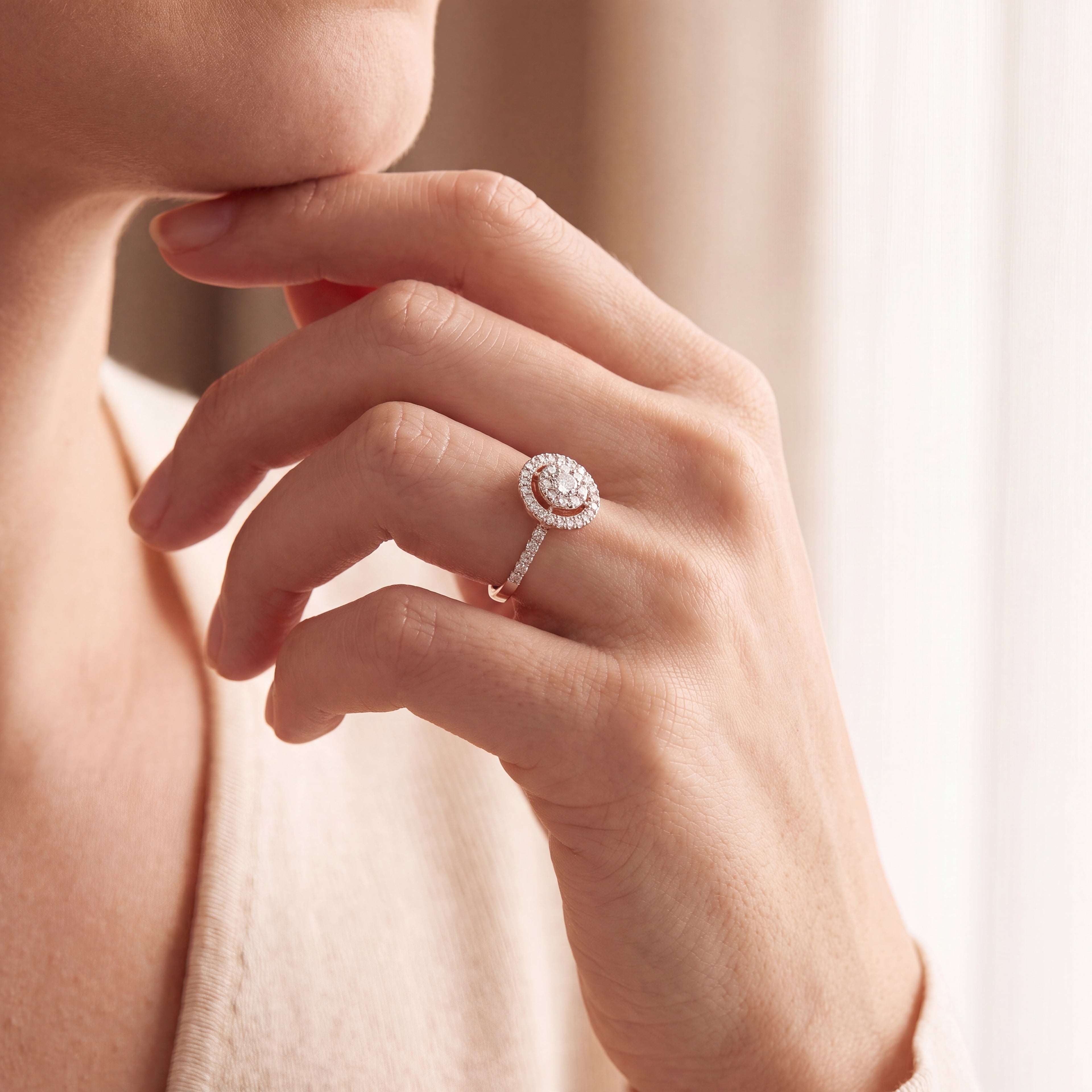 Rose Gold Diamond Multistone Ring with Round Brilliant Cut Diamonds