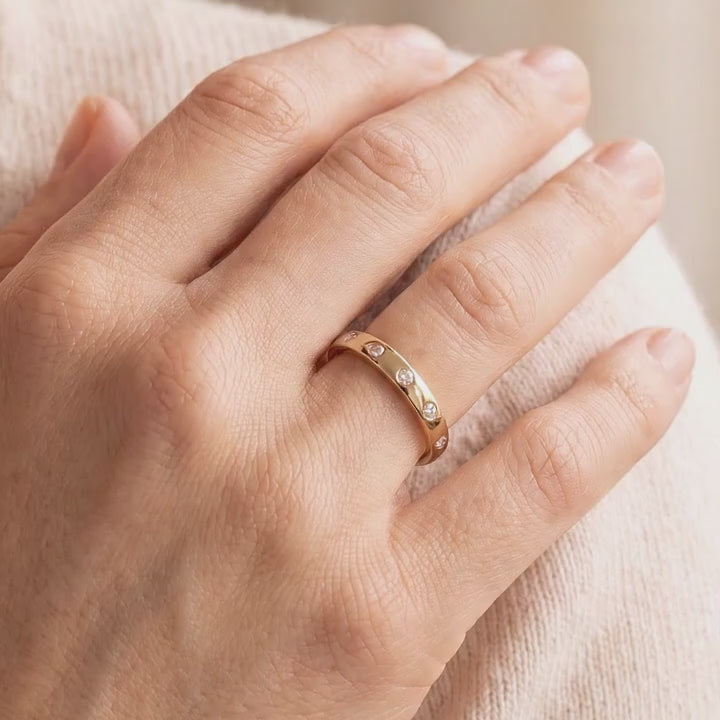 Yellow Gold Natural Diamond Ring